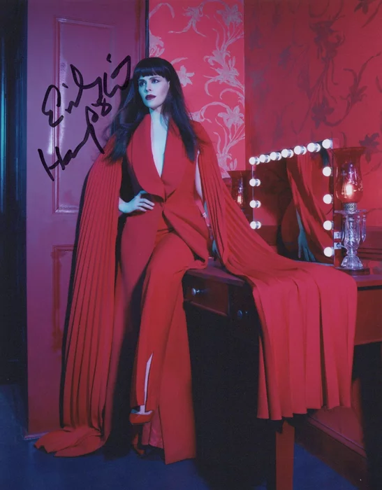 Emily Hampshire autograph