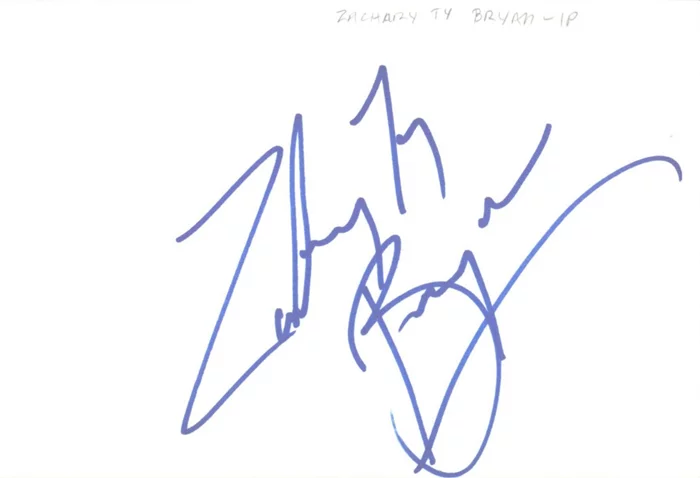 Zachary Ty Bryan autograph
