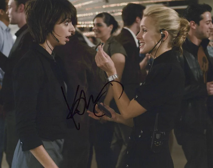 Kate Micucci autograph