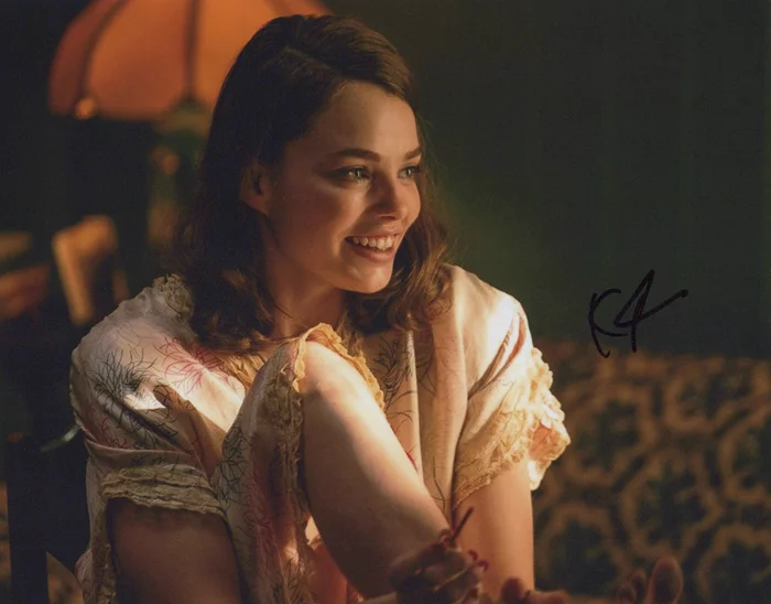 Kristine Froseth autograph
