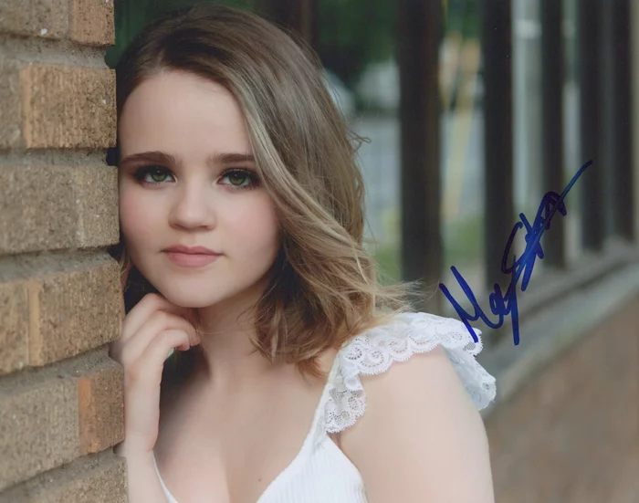 Megan Stott autograph