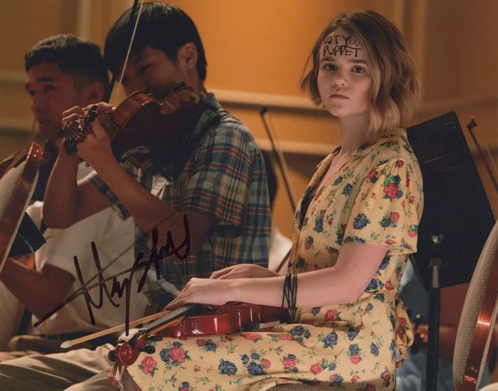 Megan Stott autograph