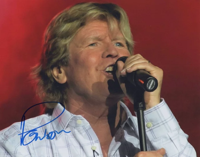 Peter Noone autograph