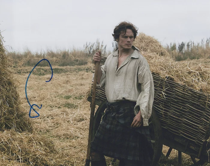 Sam Heughan autograph