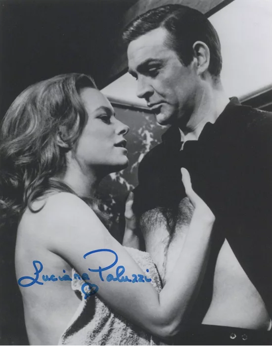 Luciana Paluzzi autograph