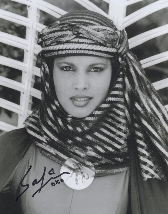 Safira Afzal autograph