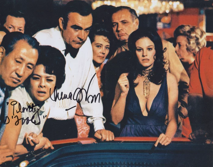 Lana Wood autograph