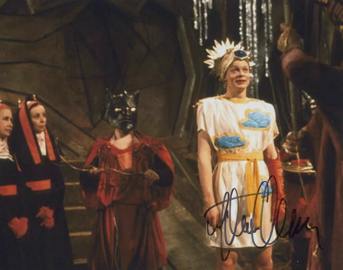 Martin Clunes autograph