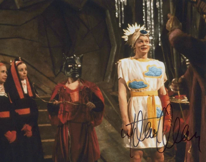 Martin Clunes autograph