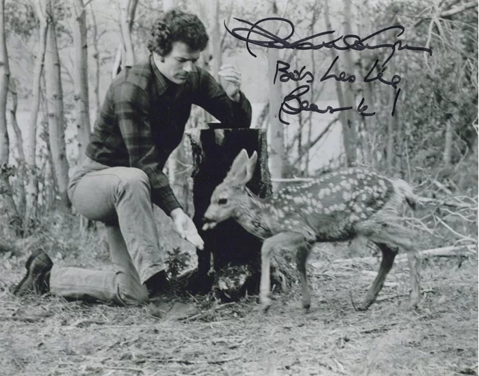 Patrick Wayne autograph