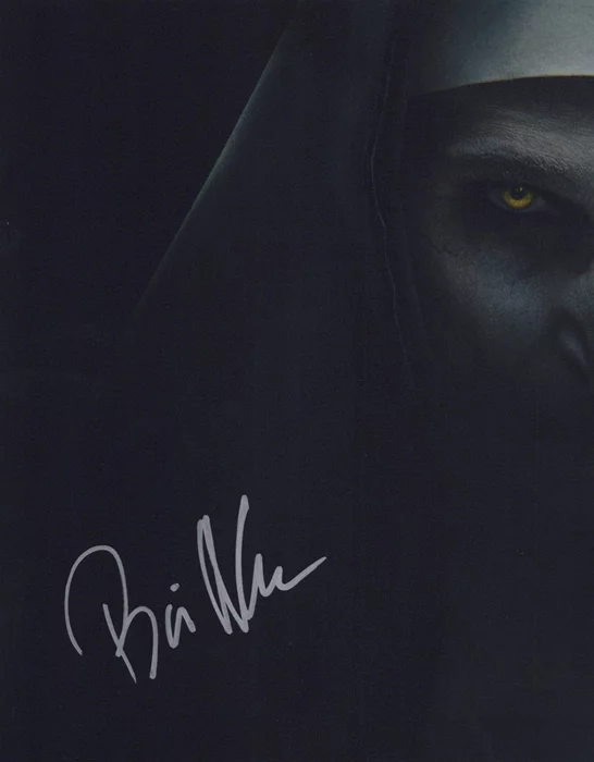 Bonnie Aarons autograph