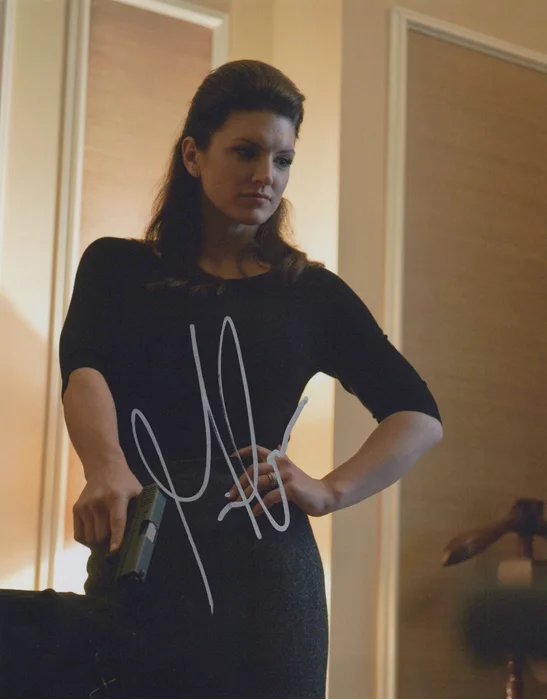 Gina Carano autograph