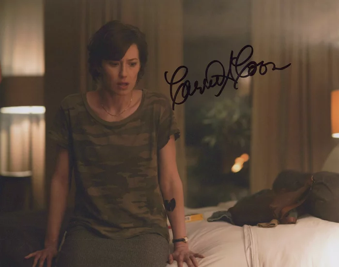 Carrie Coon autograph