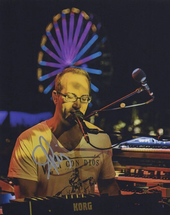 Joel Cummings autograph