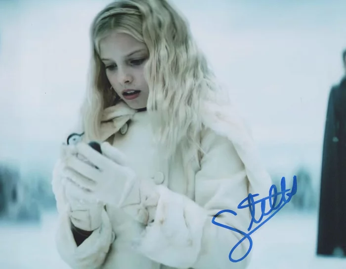 Stella Grace Fitzgerald autograph