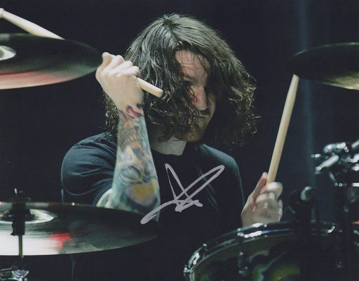 Andy Hurley autograph