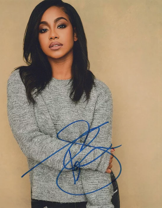Tetona Jackson autograph
