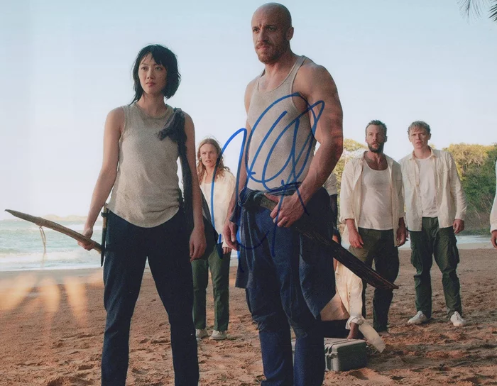 KeiLyn Durrel Jones autograph