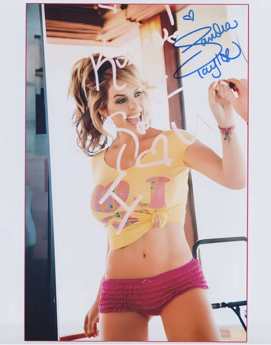 Sandra Taylor autograph