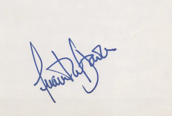 Geraint Wyn Davies autograph