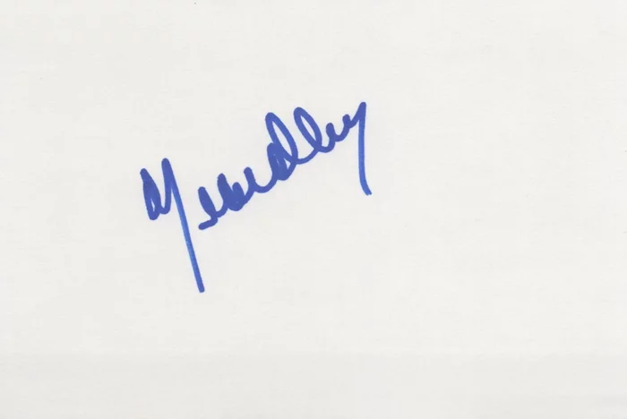 Yeardley Smith autograph