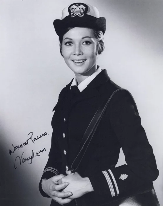 Nancy Kwan autograph
