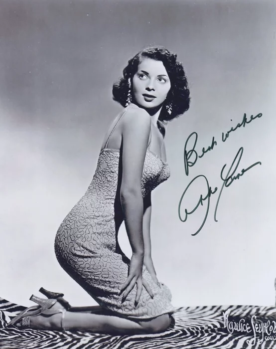 Abbe Lane autograph