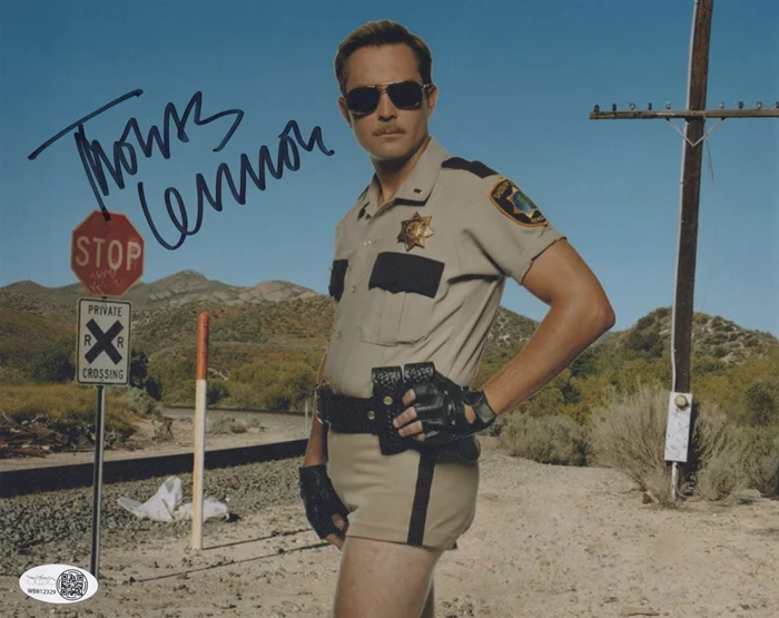 Thomas Lennon autograph