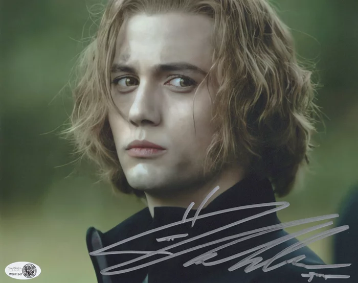 Jackson Rathbone autograph