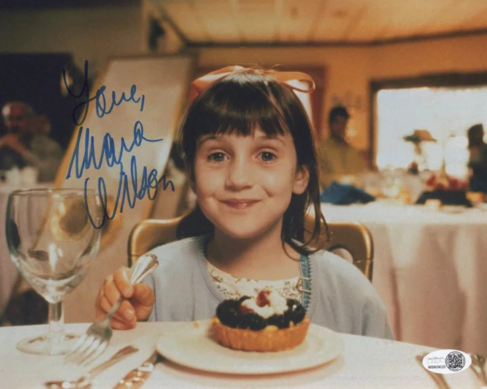 Mara Wilson autograph