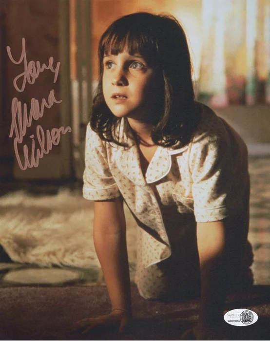 Mara Wilson autograph