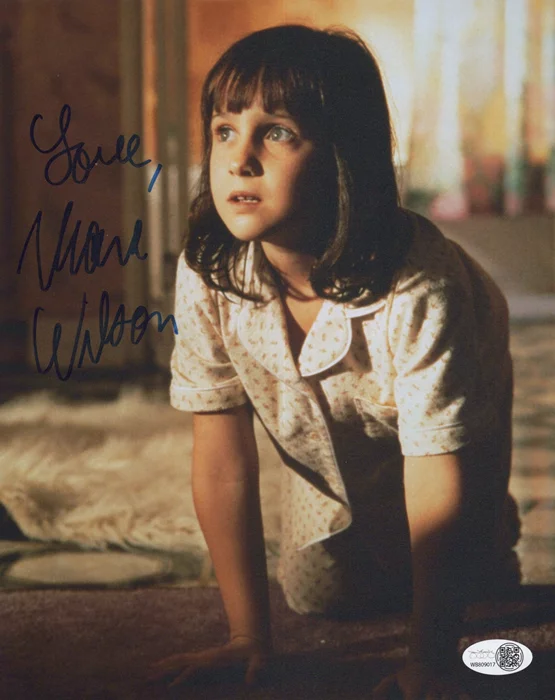 Mara Wilson autograph