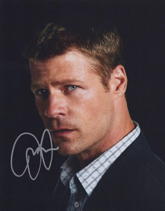 Joel Gretsch autograph