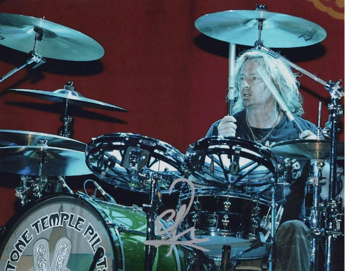 Eric Kretz autograph