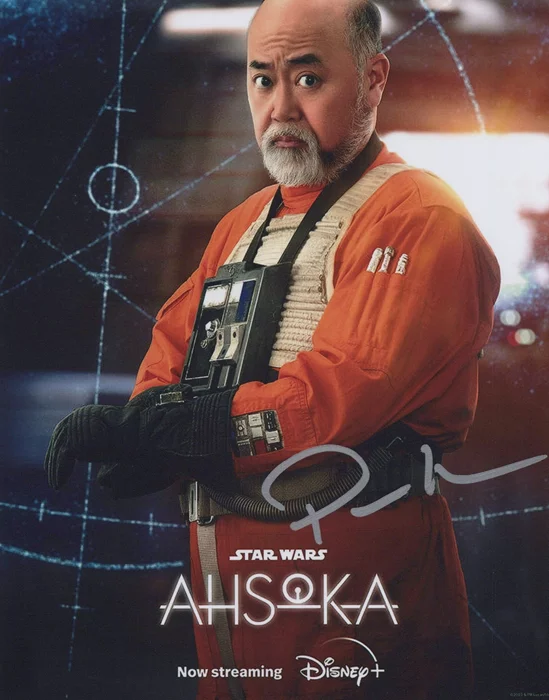 Paul Sun-Hyung Lee autograph