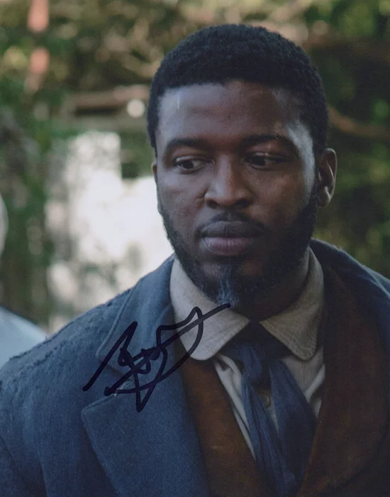 Zackary Momoh autograph