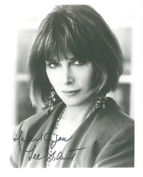 Lee Grant autograph