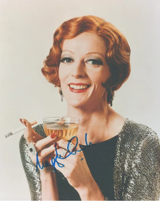 Maggie Smith autograph