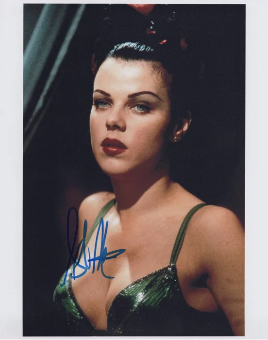 Debi Mazar autograph