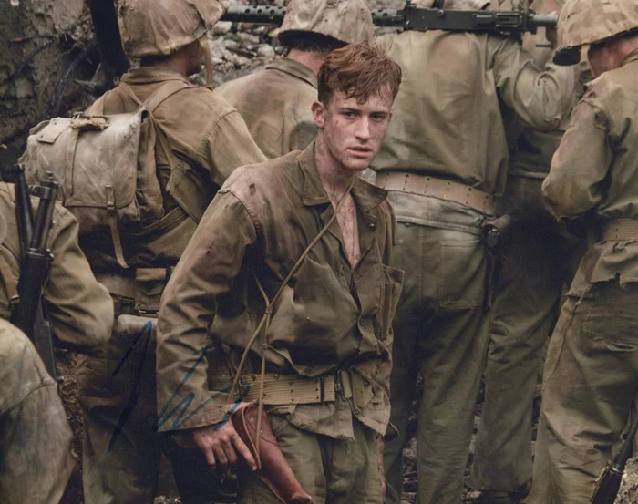Joseph Mazzello autograph
