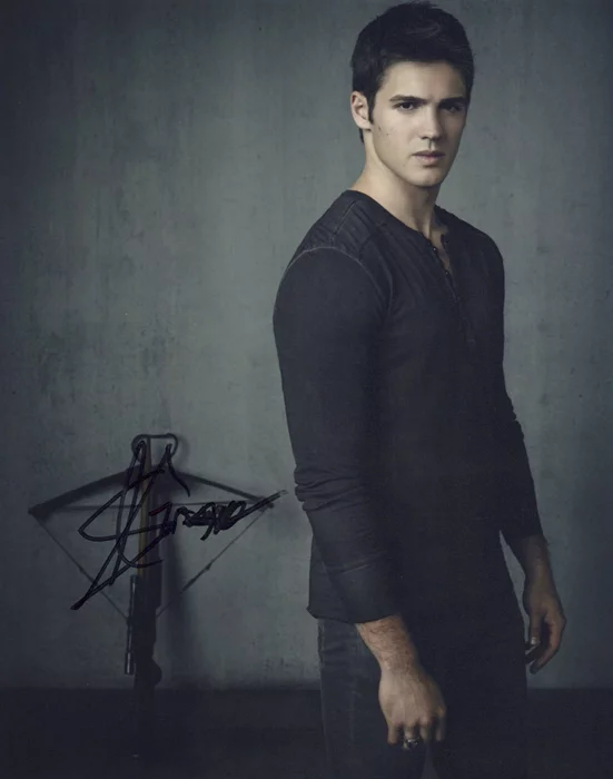 Steven R. McQueen autograph