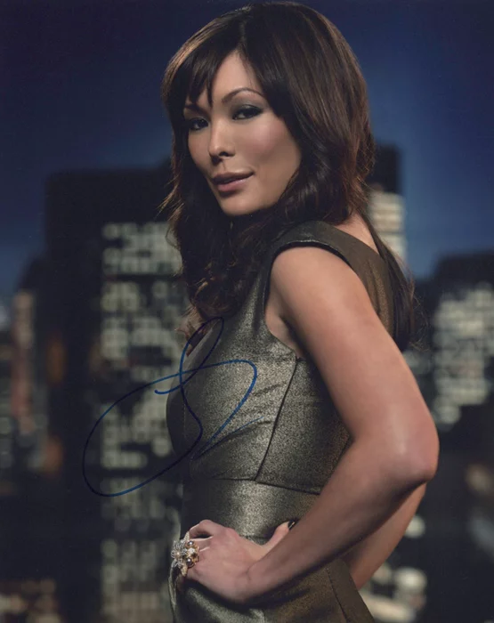 Lindsay Price autograph