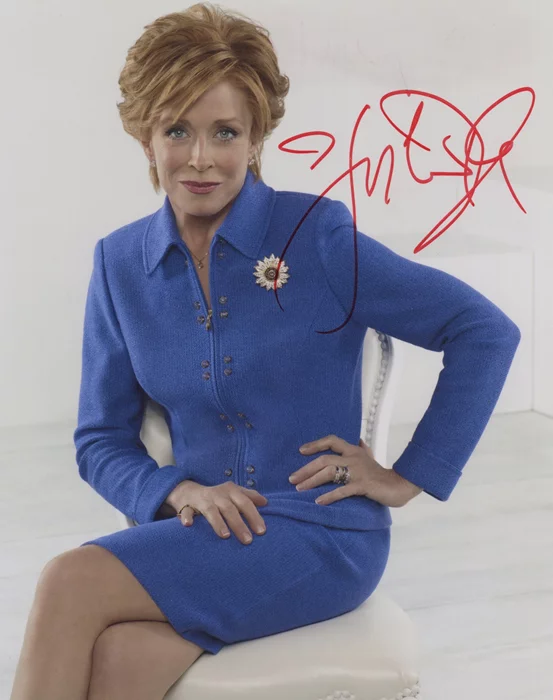 Holland Taylor autograph