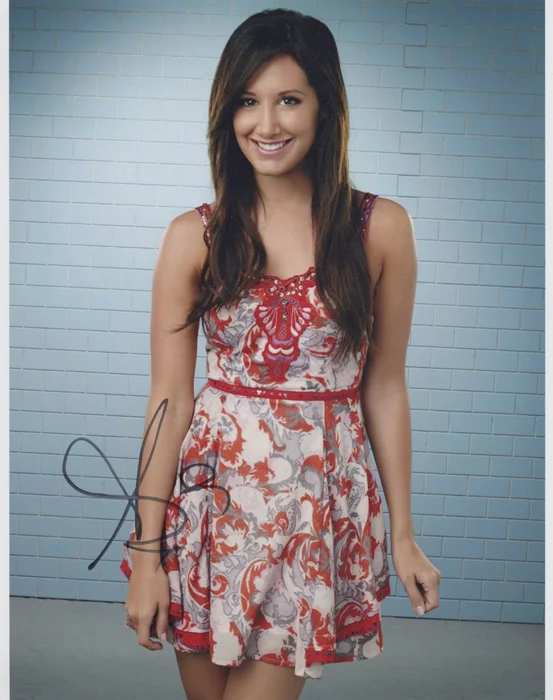 Ashley Tisdale autograph
