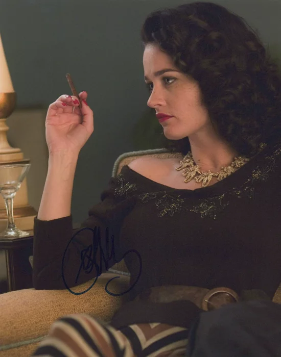 Robin Tunney autograph