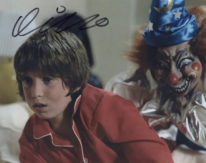 Oliver Robins autograph