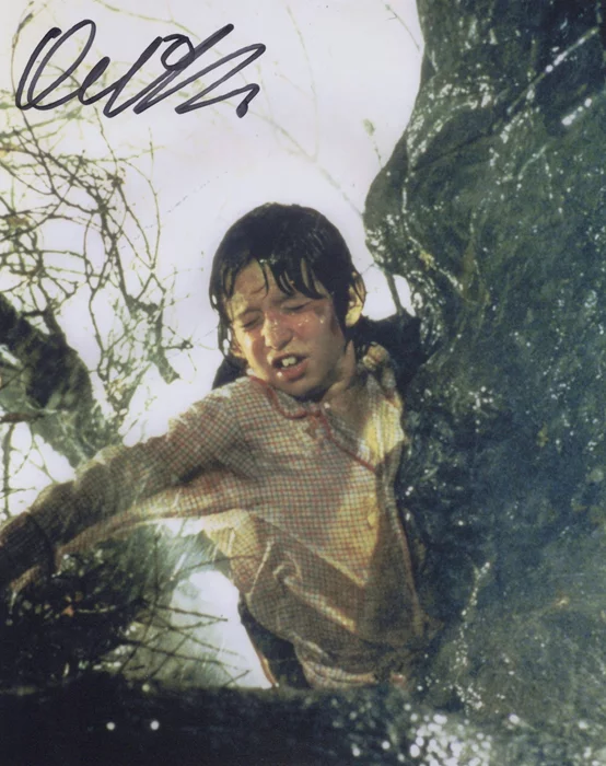 Oliver Robins autograph