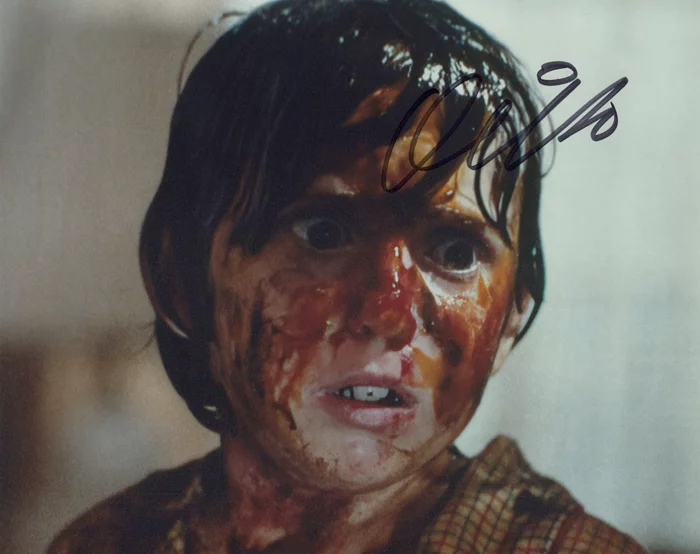 Oliver Robins autograph