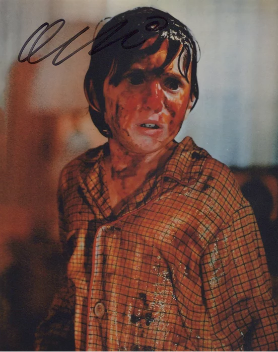 Oliver Robins autograph