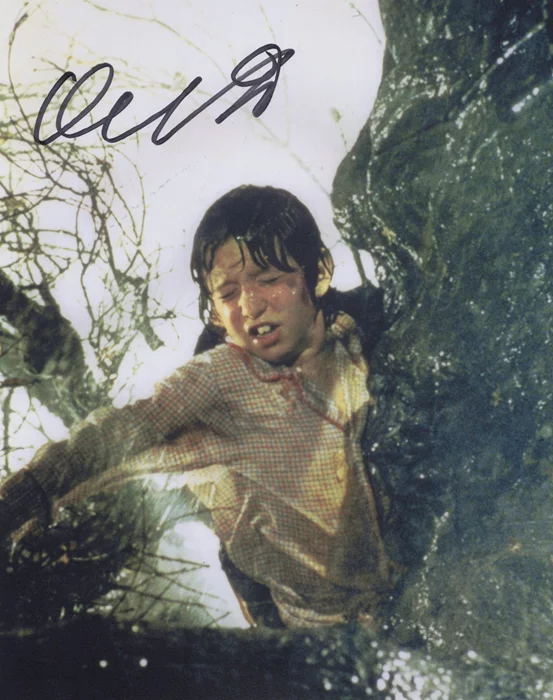 Oliver Robins autograph